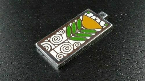 silver pendant with leaf